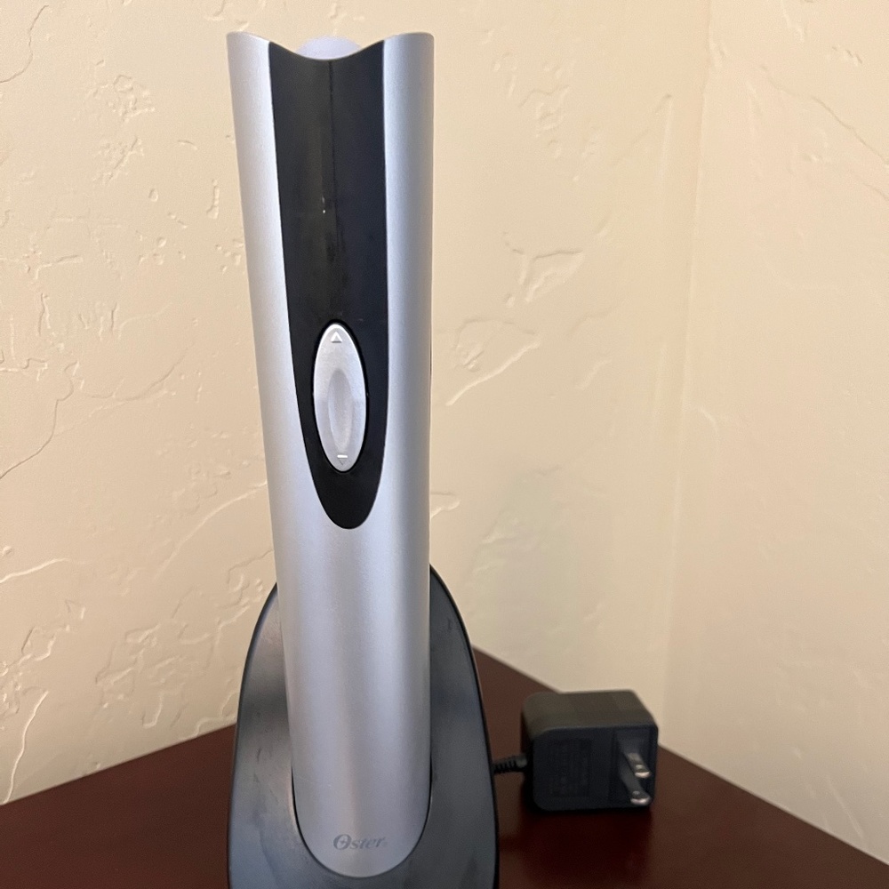 Electric Wine Opener - Oster